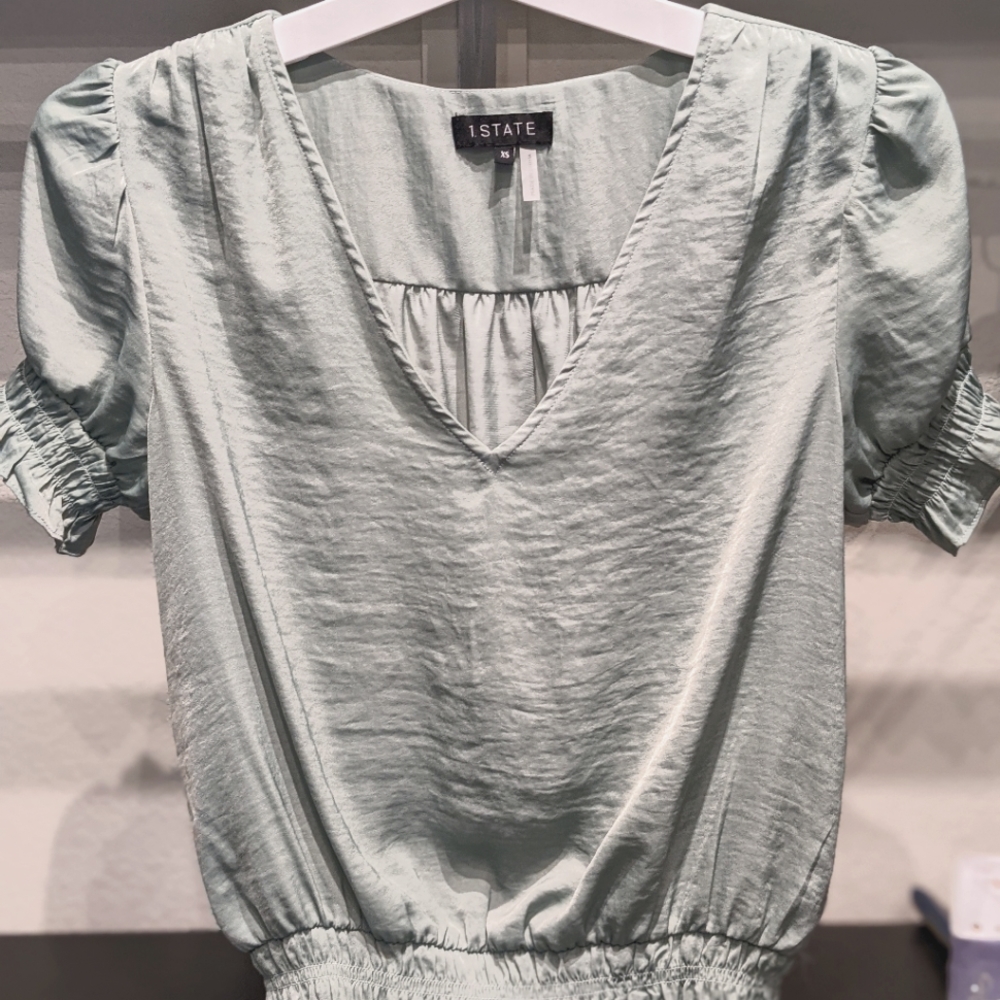 Mint green 1st state satiny puff sleeve top